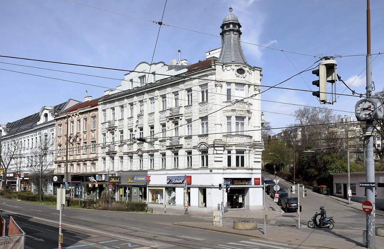 Apartment Book A Night * Green Part Of Vienna In Centrum * Austria